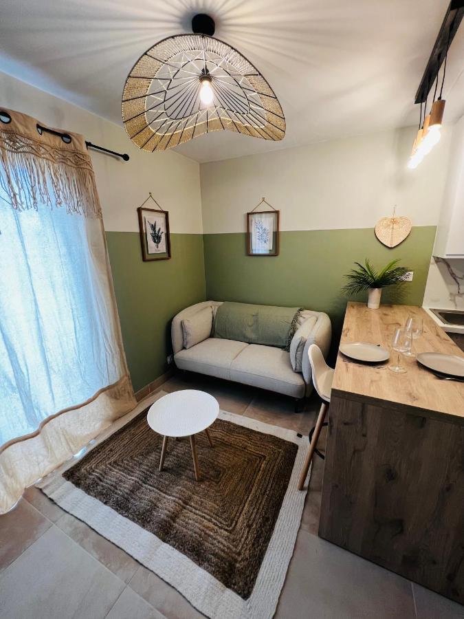 Scorfel Lodge, Verdant, Terrasse, Proche Mer トレガステル エクステリア 写真